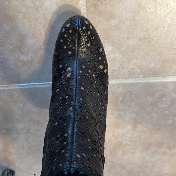 New BCBG MaxAzria boots 5” heel - Picture 3 of 5